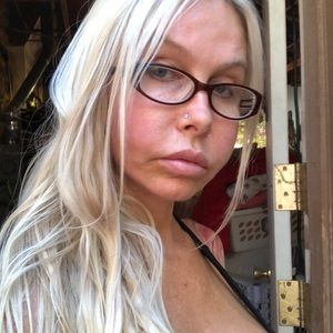 Meet your Posher, Renee